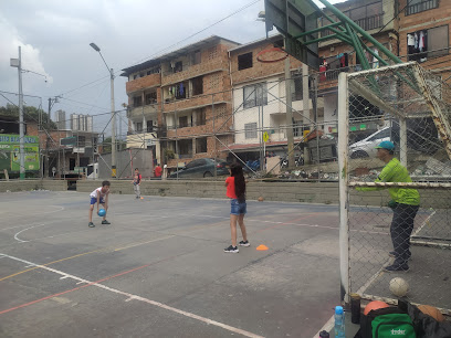 Placa Polideportiva Blanquizal - Cra. 92dd #5841 #58- a, Olaya Herrera, Medellín, San Javier, Medellín, Antioquia, Colombia