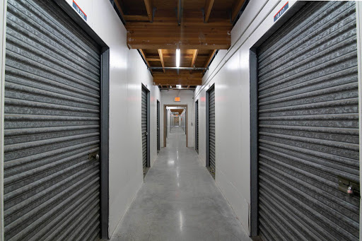 Self-Storage Facility «Public Storage», reviews and photos, 315 4th Ave, Venice, CA 90291, USA