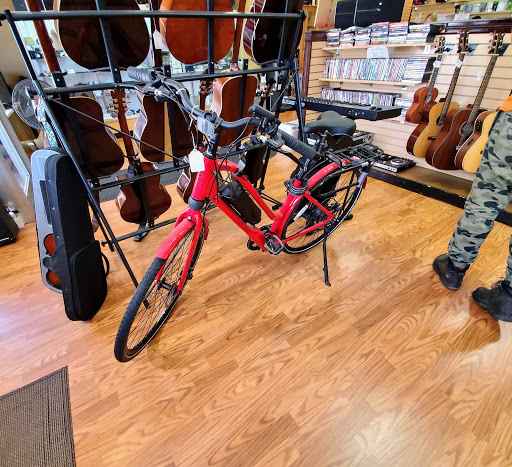 Pawn Shop «Ace Buyers Downtown», reviews and photos, 1235 Willamette St, Eugene, OR 97401, USA