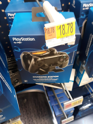 Department Store «Walmart Supercenter», reviews and photos, 26036 Lankford Hwy, Onley, VA 23418, USA