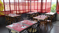 Atmosphère du Restaurant LE SAINT LAURENT by la moite'moite à Val d'Oingt - n°2