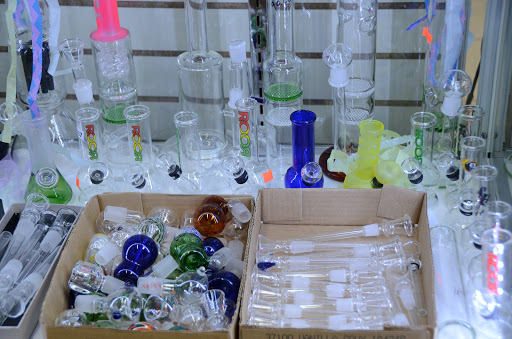 Tobacco Shop «Vape N Tobacco», reviews and photos, 1224 Ogden Ave E, Naperville, IL 60563, USA