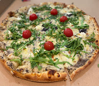 Plats et boissons du Pizzeria LA BUENA PIZZA à Mandres-les-Roses - n°1