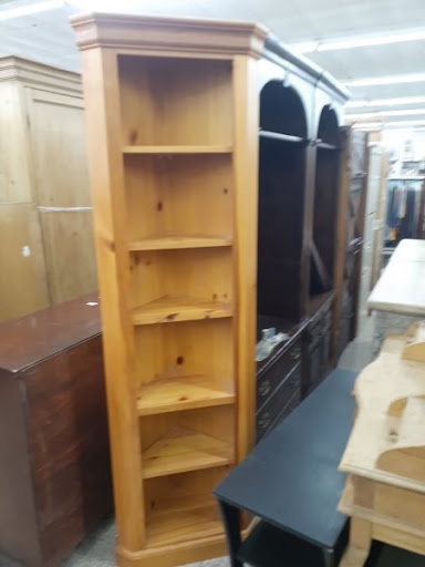 Thrift Store «Community Family Thrift Store», reviews and photos, 901 E 10th Ave, Hialeah, FL 33010, USA