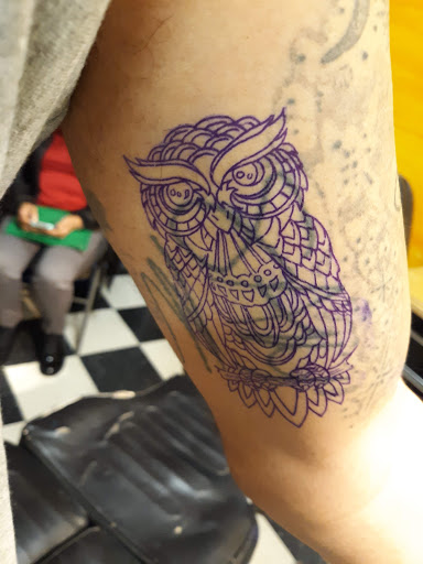 Tattoo Shop «Hard Luck Tattoo», reviews and photos, 1725 W Centinela Ave, Inglewood, CA 90302, USA