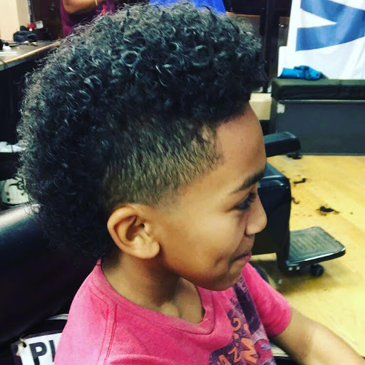 Barber Shop «Cut It Out Barbershop», reviews and photos, 7151 W Grand Ave, Chicago, IL 60707, USA