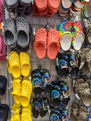 Shoe Store «Rack Room Shoes», reviews and photos, 2809 Battleground Ave, Greensboro, NC 27455, USA