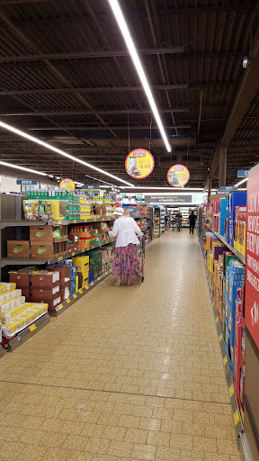 Supermarket «ALDI», reviews and photos, 4833 Oakton St, Skokie, IL 60077, USA