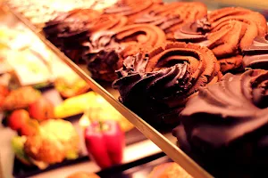 OHL | Bakery pastry shop image