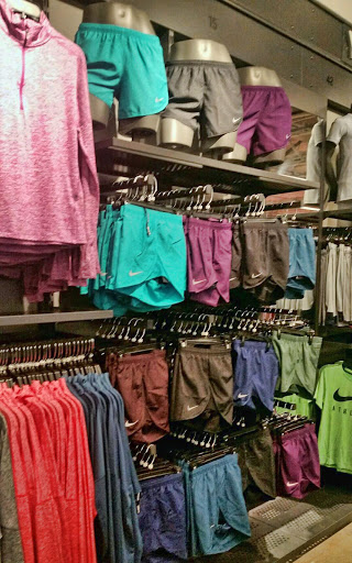 Sporting Goods Store «Nike Factory Store», reviews and photos, 4642 Factory Stores Blvd FF100, Myrtle Beach, SC 29579, USA