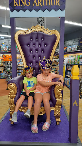 Toy Store «King Arthurs Court Toys», reviews and photos, 3040 Madison Rd, Cincinnati, OH 45209, USA
