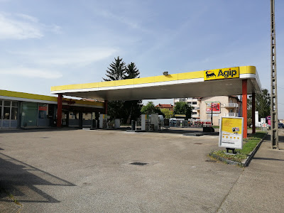 Station Service Eni à Péronnas