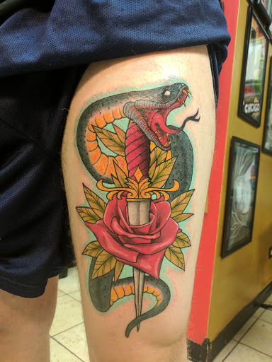 Tattoo Shop «Twisted Tattoo & Body Piercing», reviews and photos, 4168 N Elston Ave, Chicago, IL 60618, USA