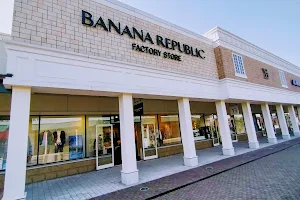 Banana Republic image