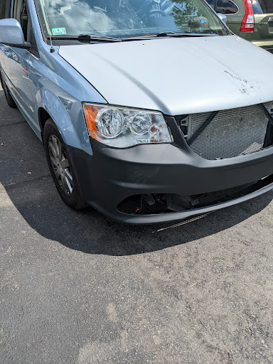 Auto Body Shop «E&W Auto Body», reviews and photos, 34 Center St, Methuen, MA 01844, USA