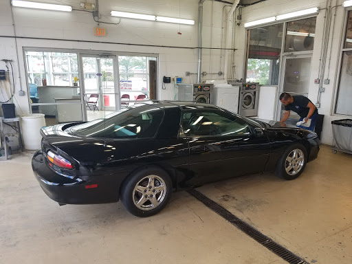 Car Detailing Service «Route 38 Auto Wash & Detail», reviews and photos, 200 W Roosevelt Rd, Lombard, IL 60148, USA