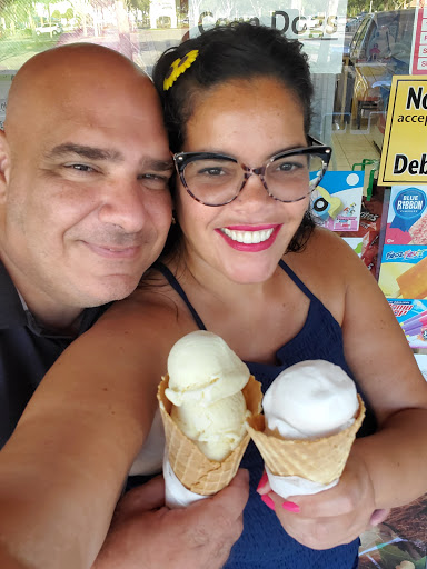 Ice Cream Shop «Coquitos Ice Cream & Cafe Shop Kissimmee», reviews and photos, 1327 E Vine St, Kissimmee, FL 34744, USA