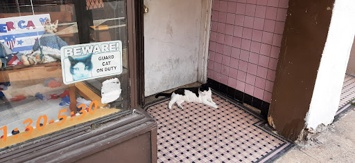 Pet Supply Store «Litterpaw Pet Supply», reviews and photos, 267 S 10th St, Philadelphia, PA 19107, USA