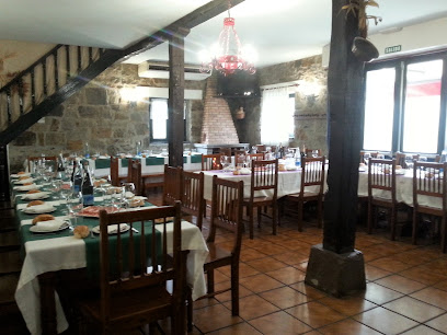 Restaurante Agirretxea - Barrio Santa Lutzi-Anduaga 50, 20709 Ezkio-Itsaso, Gipuzkoa, Spain