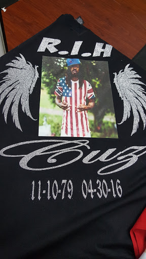 Airbrushing Service «Midwest Ink Airbrushing & Custom T-shirt Screen Print Shop», reviews and photos, 4733 S Ashland Ave, Chicago, IL 60609, USA