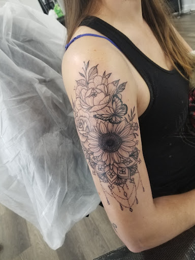 Explore grandfather clock tattoo ideas, creative tattoo ideas in Vienna, available at Vienna Tattoo Studio