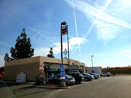 Chevron, 2322 Girard St, Delano, CA 93215, USA, 