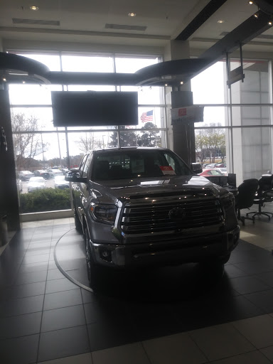 Car Dealer «Toyota of Newnan», reviews and photos, 2 Herring Rd, Newnan, GA 30265, USA