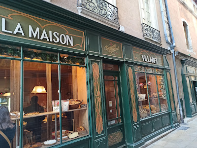 Boulangerie Pâtisserie Glaces "Maison Villaret" à Nîmes