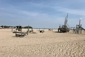 Strandspielplatz image