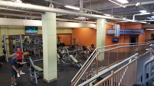 Health Club «Fitness Evolution Sterling», reviews and photos, 21800 Towncenter Plaza #251, Sterling, VA 20164, USA