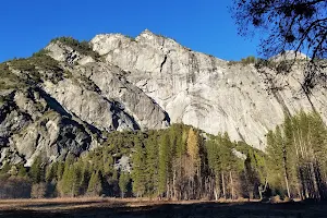 Yosemite Valley Trailhead Parking image