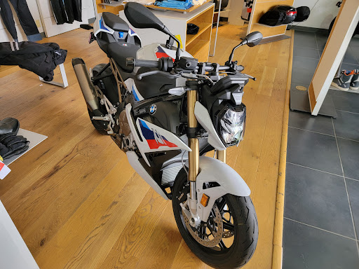 Motorcycle Dealer «EuroTek-OKC BMW, Ducati, & Triumph Motorcycles», reviews and photos, 417 Hudiburg Cir C, Oklahoma City, OK 73108, USA