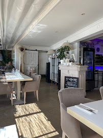 Atmosphère du Restaurant Cap Mail à Roquebrune-sur-Argens - n°2