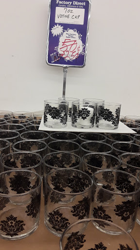 Candle Store «Factory Direct Candles», reviews and photos, 6252 Glenway Ave # A, Cincinnati, OH 45211, USA