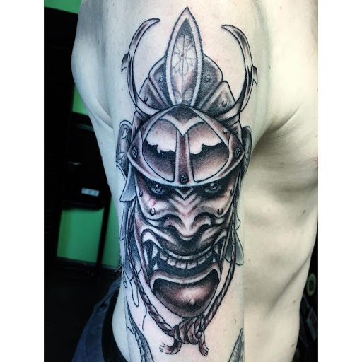 Tattoo Shop «Lucky Drive Tattoo Parlour», reviews and photos, 2228 4th St, San Rafael, CA 94901, USA