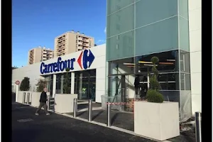 Carrefour Villeurbanne image