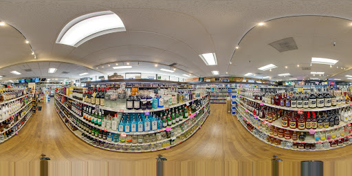 Liquor Store «Hillsboro Liquor Store», reviews and photos, 2055 SE Tualatin Valley Hwy #14, Hillsboro, OR 97123, USA