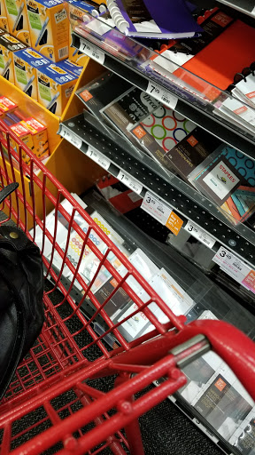 Office Supply Store «Staples», reviews and photos, 8245 E 96th St, Indianapolis, IN 46256, USA