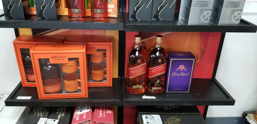 Liquor Store «USA Liquor Store», reviews and photos, 10022 Long Point Rd, Houston, TX 77055, USA