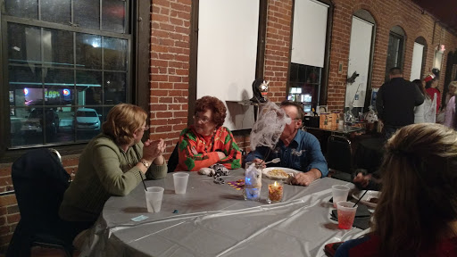 Night Club «The Waterfront Tavern 