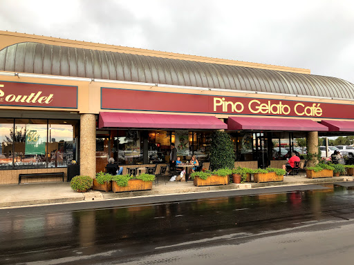 Shopping Mall «Silver Sands Premium Outlets», reviews and photos, 10562 Emerald Coast Pkwy W, Miramar Beach, FL 32550, USA