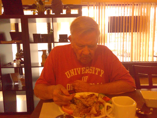 Thai Restaurant «Tup Tim Thai Cuisine», reviews and photos, 3860 Commercial St SE, Salem, OR 97302, USA