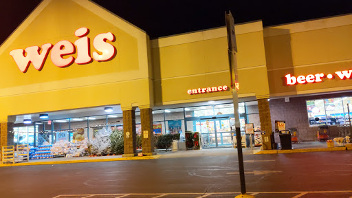 Supermarket «Millbrook Plaza», reviews and photos, 2 Millbrook Plaza Ln, Mill Hall, PA 17751, USA