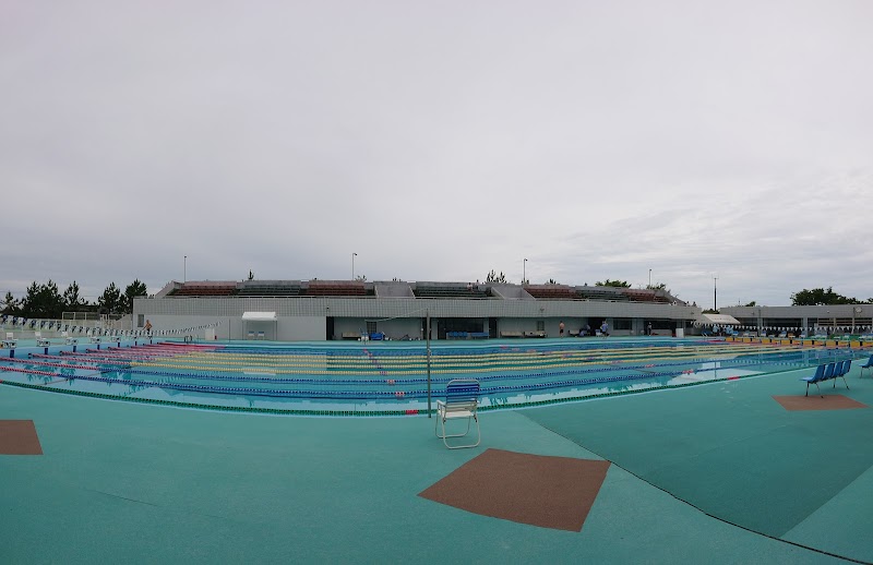 小松屋内水泳プール