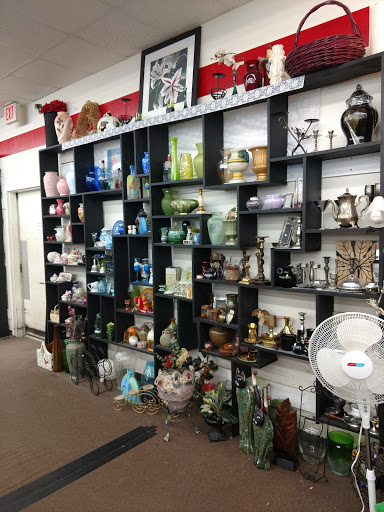 Thrift Store «The Salvation Army Family Store & Donation Center», reviews and photos