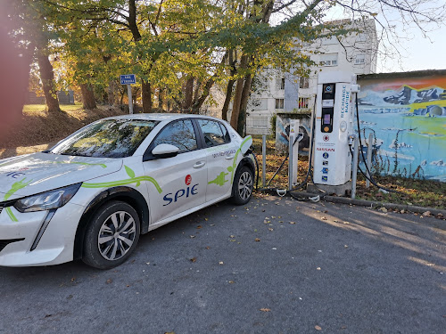 Borne de recharge de véhicules électriques Mobilité électrique 56 Charging Station Pontivy