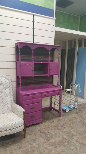 Thrift Store «Goodwill, Serving the People of Southern Los Angeles County», reviews and photos, 800 W Pacific Coast Hwy, Long Beach, CA 90806, USA