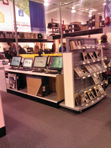Electronics Store «Best Buy», reviews and photos, 19555 W Bluemound Rd, Brookfield, WI 53045, USA