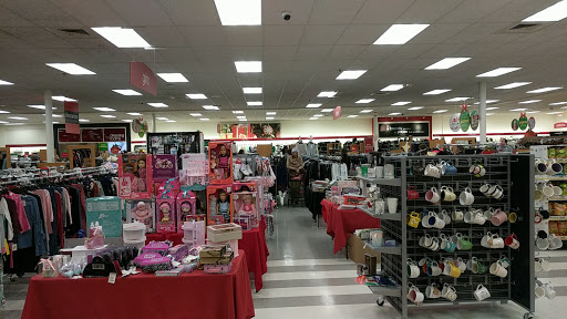 Department Store «T.J. Maxx & HomeGoods», reviews and photos, 2692 Madison Rd F, Cincinnati, OH 45208, USA