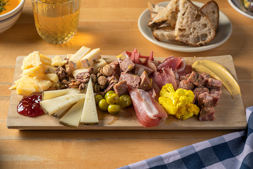 Cafe «Publican Quality Meats», reviews and photos, 825 W Fulton Market, Chicago, IL 60607, USA